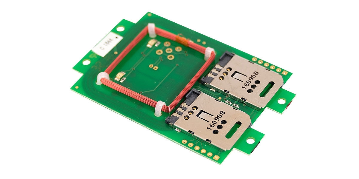 Elatec TWN4 MultiT LEGIC - RFID-Lese-/Schreibgerät - 1.5m Kabel